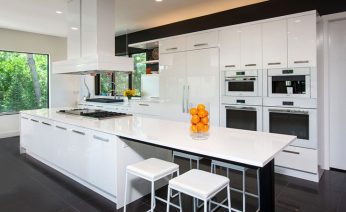 مزایا و معایب کابینت های گلاس (ویژگی های کابینت هایگلاس را بشناسید)